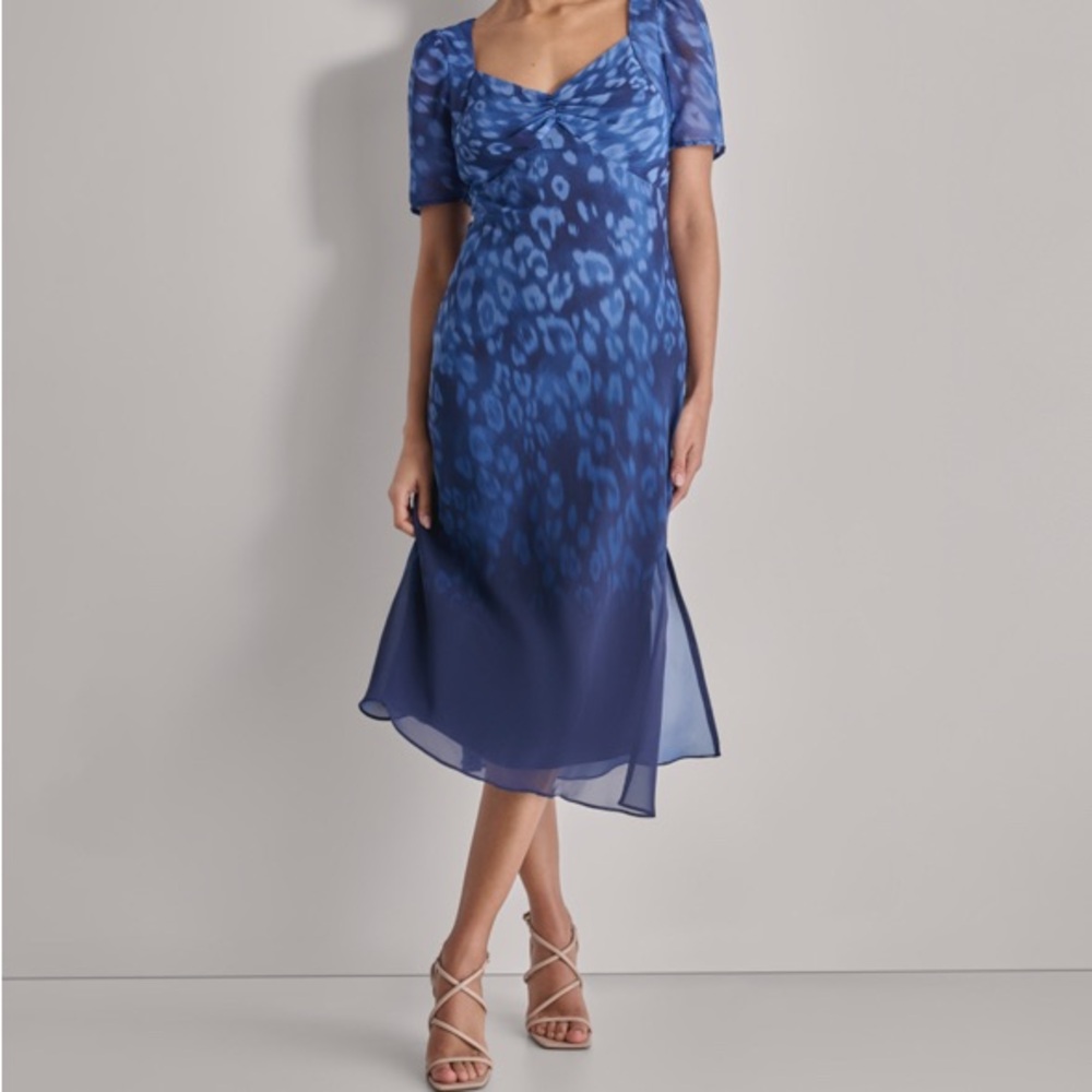 Elegant Blue Patterned Dress